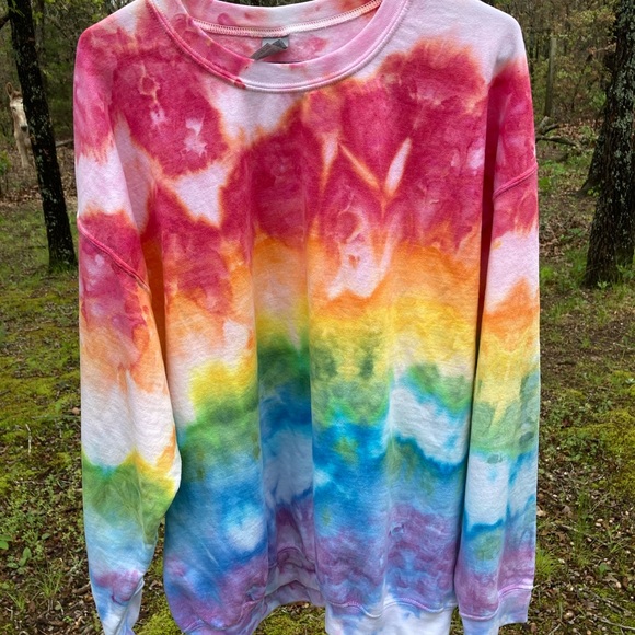 Hand dyed sweatshirt - Picture 1 of 2